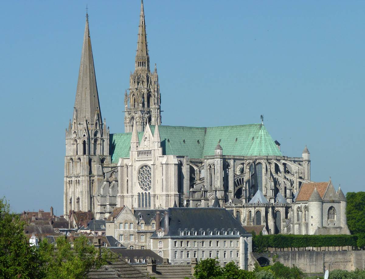 Povijest katedrale u Chartresu